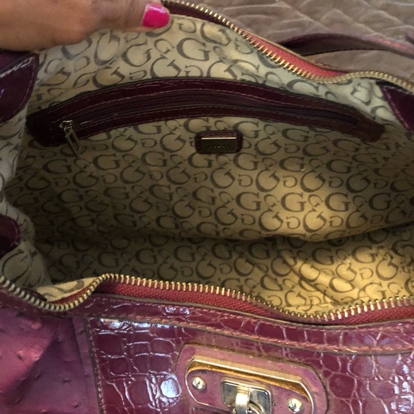 Guess Hand bag - Picture 6 of 7